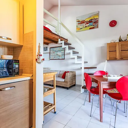 Апартаменты Le Tonnare By Interhome